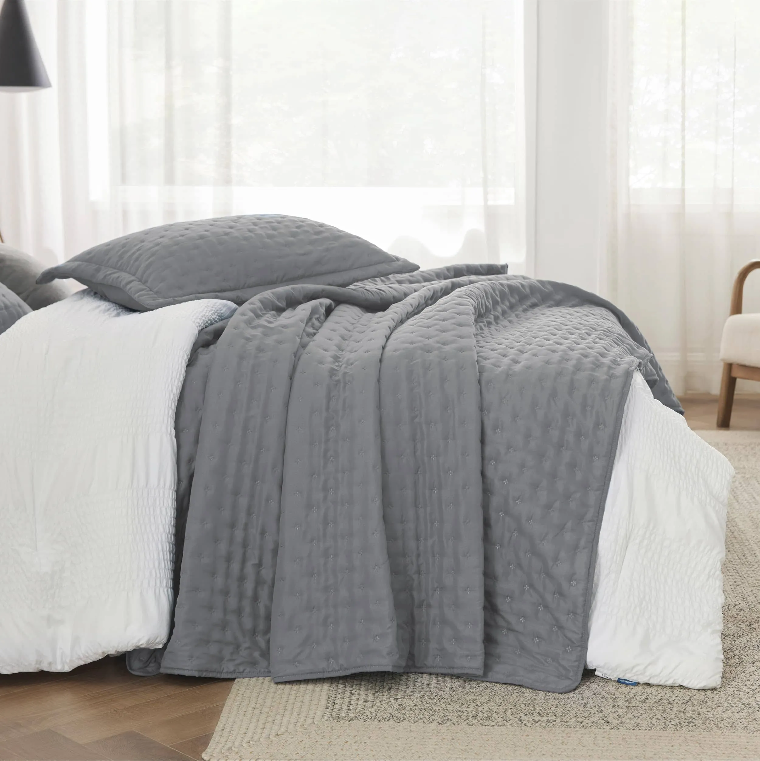 Bedsure Soft Ultrasonic Quilt Set