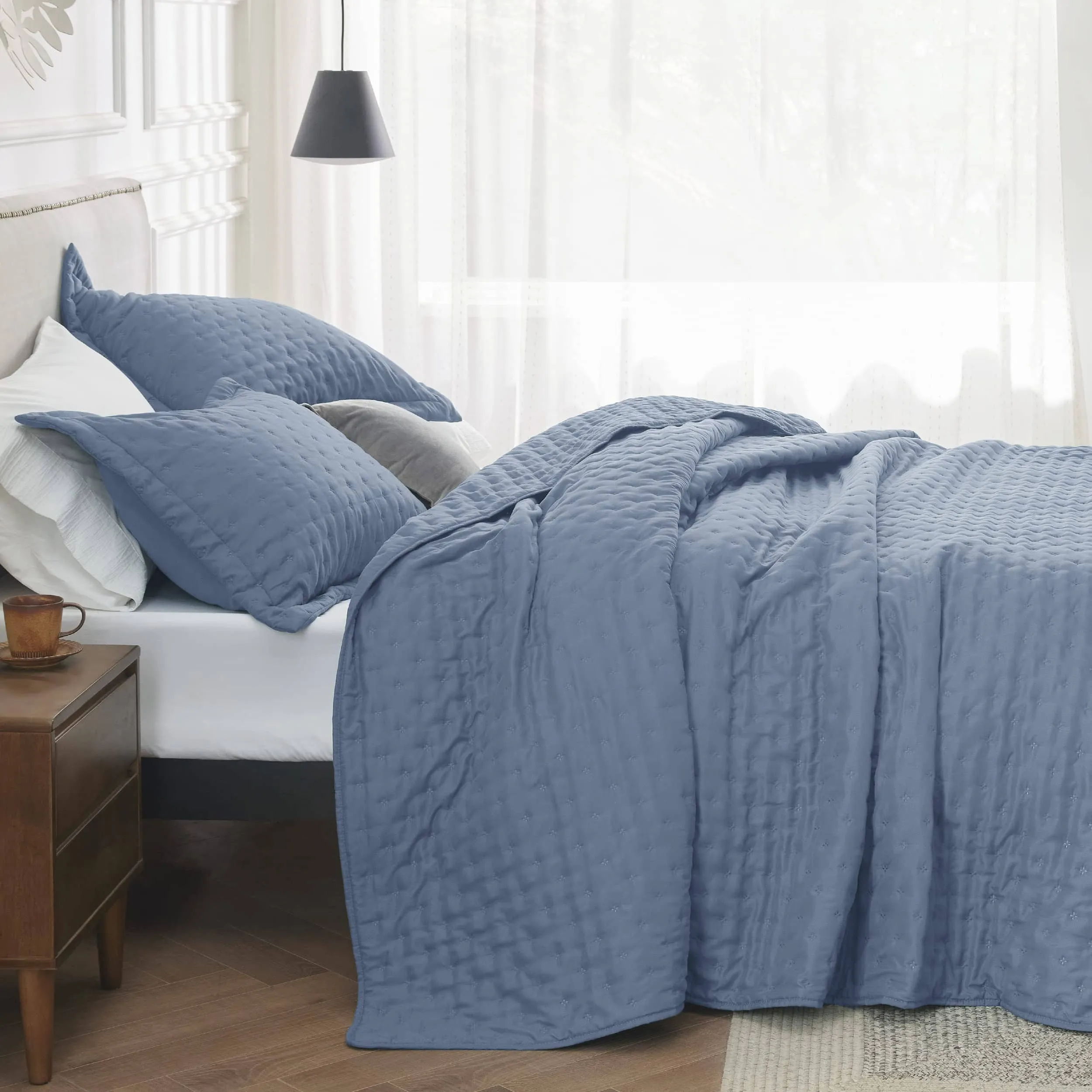 Bedsure Soft Ultrasonic Quilt Set