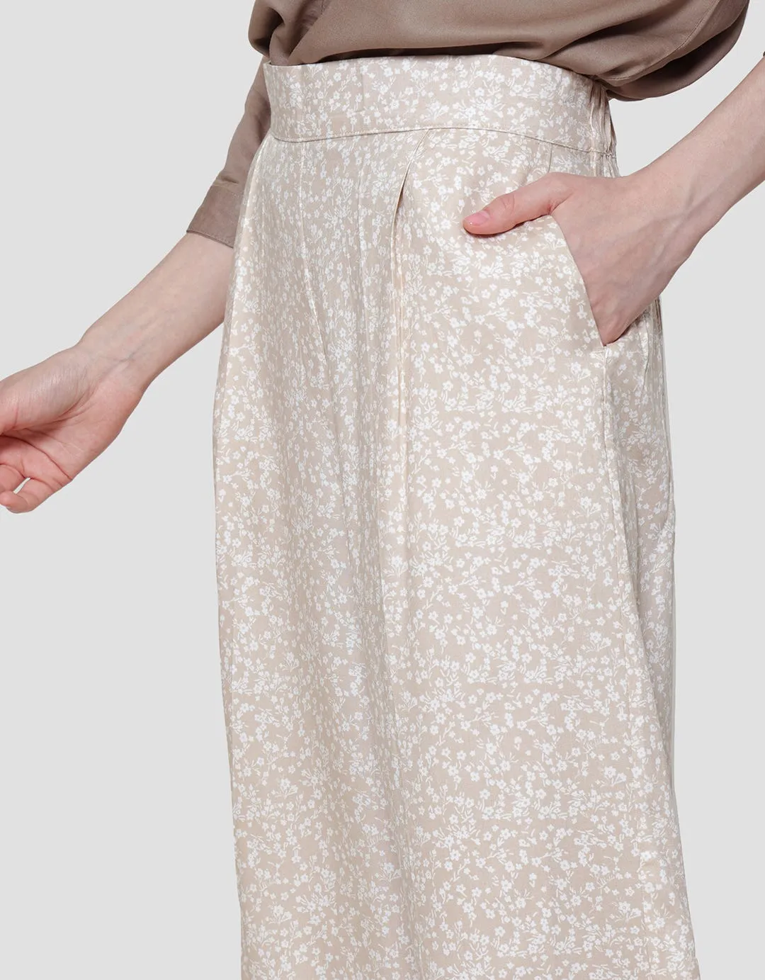 Details Style And All Over Celana Kulot Wanita