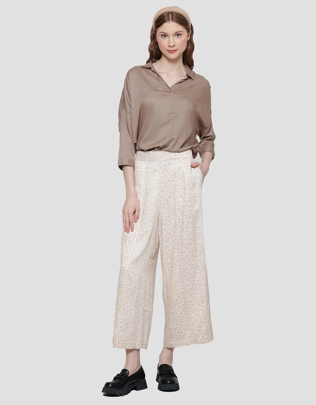 Details Style And All Over Celana Kulot Wanita