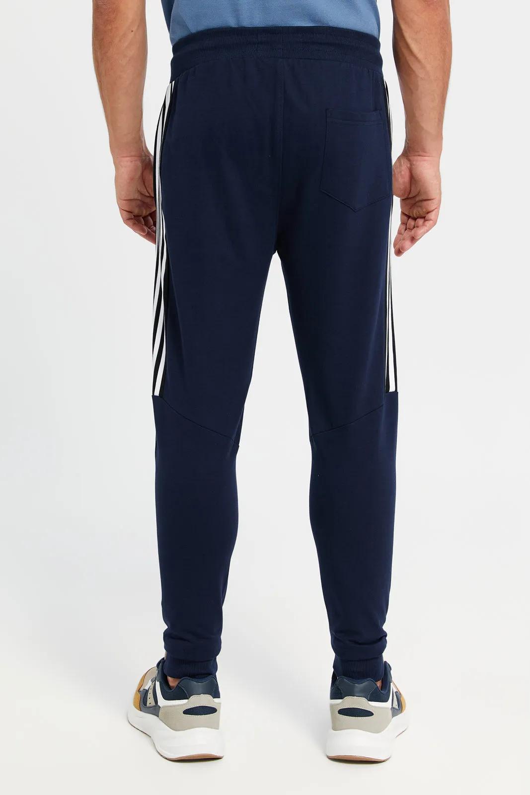 Men Navy Printed Active Pants