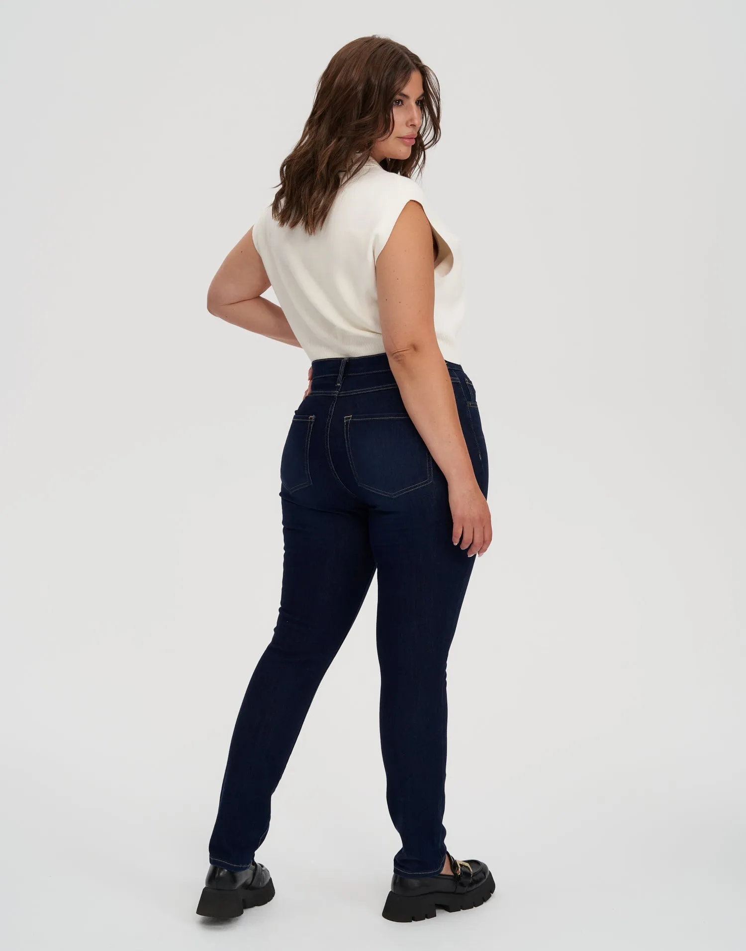 RACHEL SKINNY JEANS / 30" DARK INDIE
