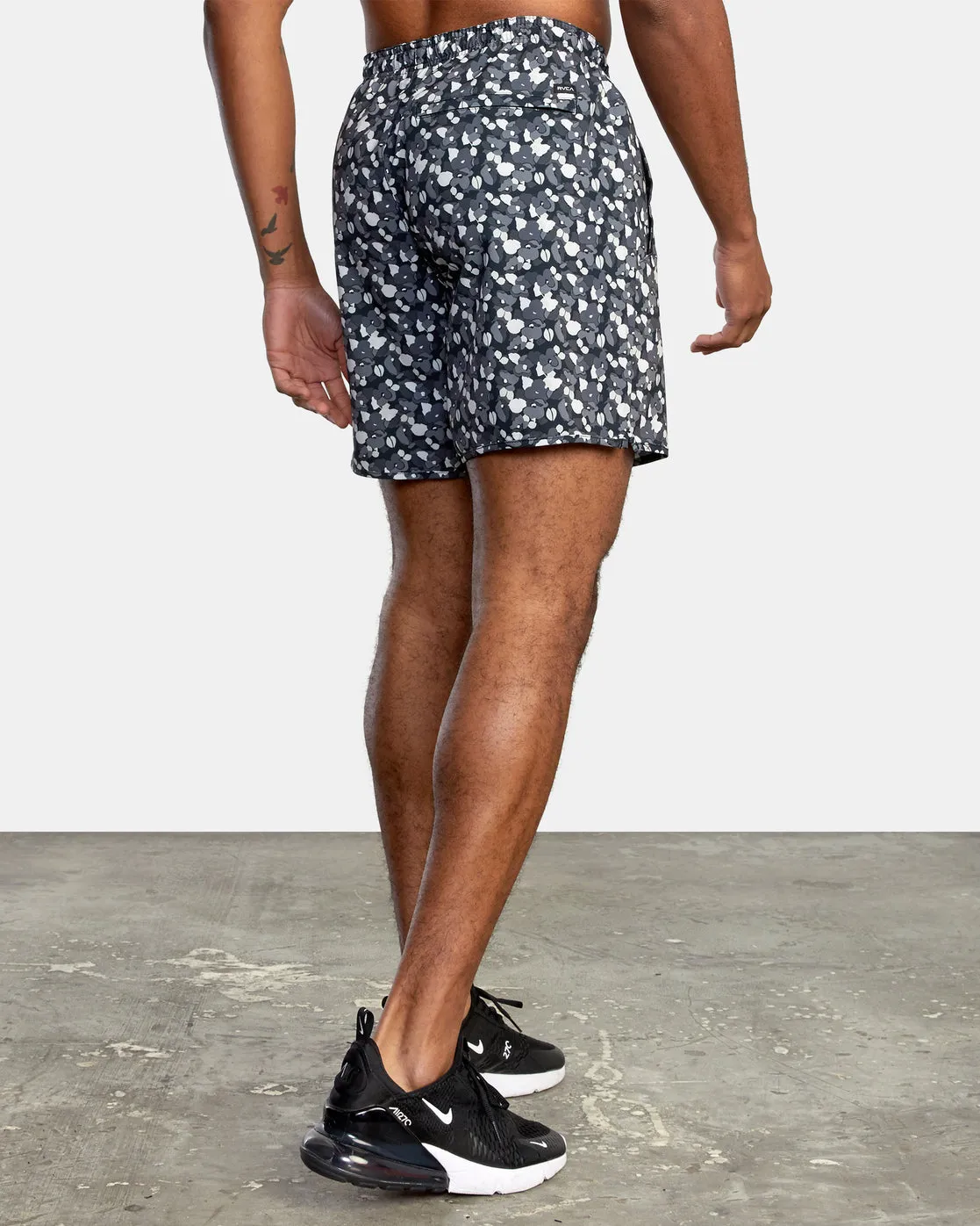 RVCA Yogger Stretch Athletic Shorts 17" - Patch Camo Black