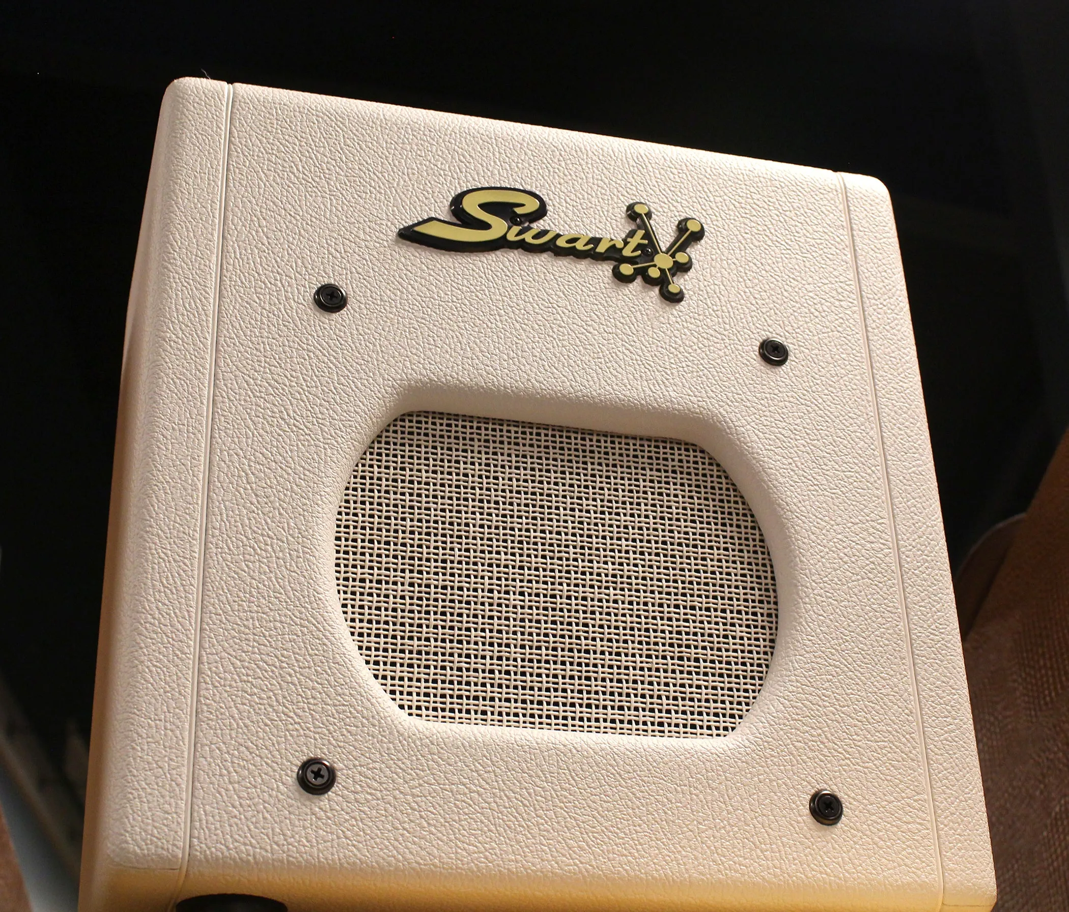 Swart Space Tone Atomic Jr Amp, White